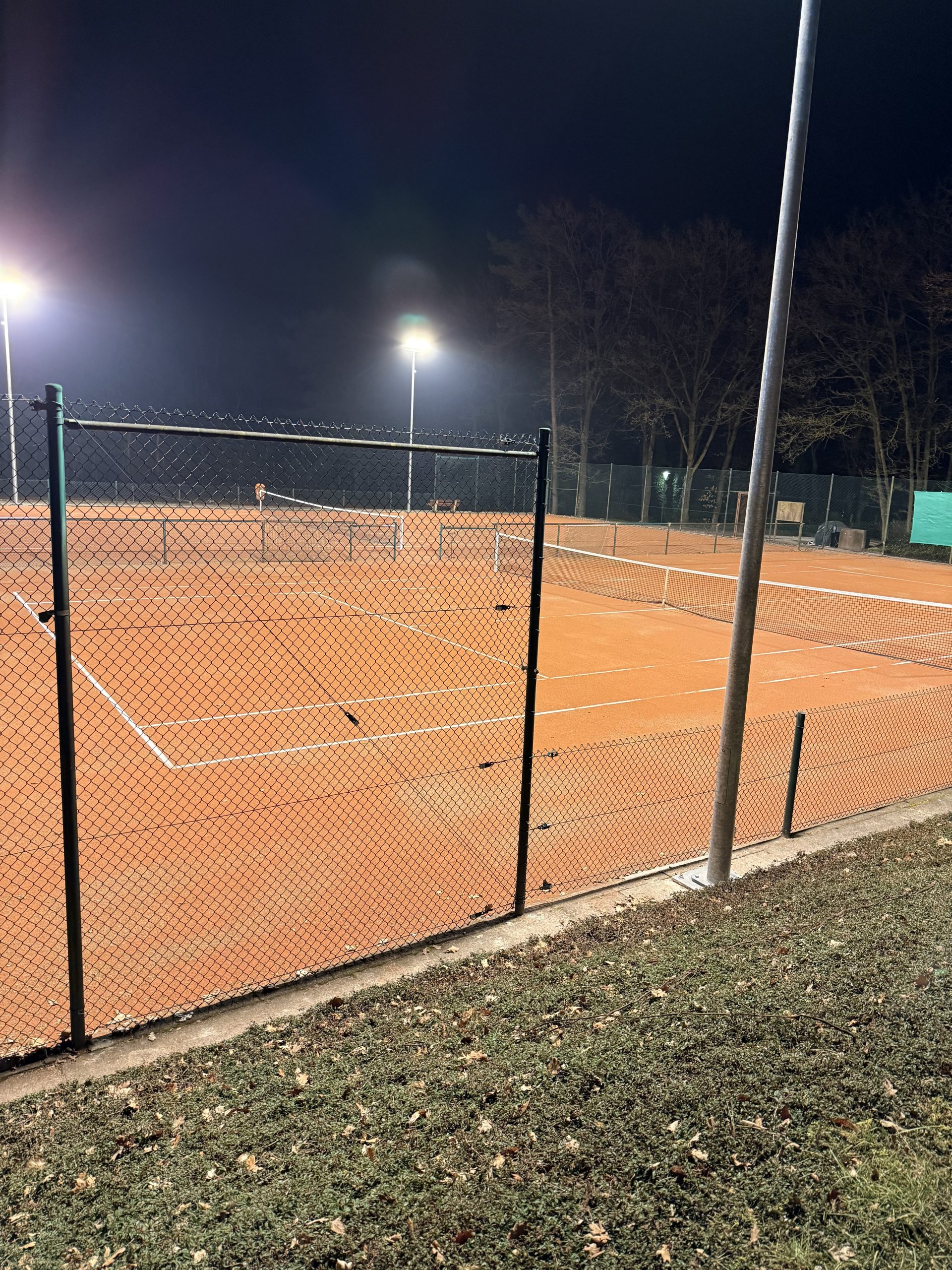 Outdoor-Tennisplatz.